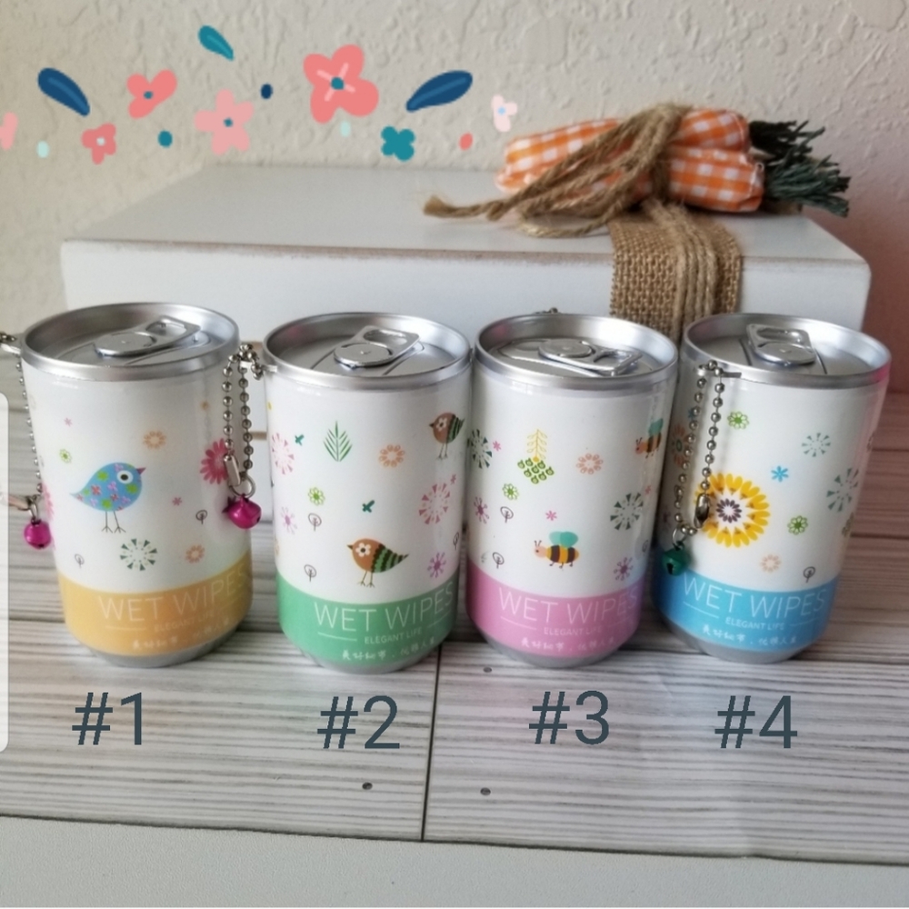 Mini Wet Wipes With Canister Keychain, Spring Design Mini Wipe Dipensor